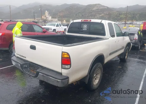 2004 Toyota Tundra Sr5 z USA, uszkodzony, nr VIN 5TBRN34164S447022